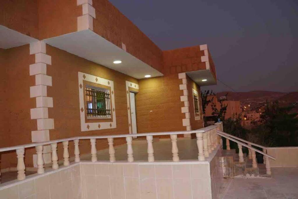Cozy House Apartment Wadi Musa Exterior photo